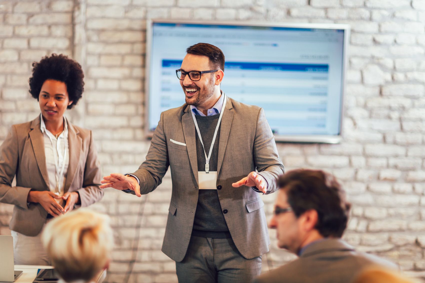 Human-Centered Learning: Warum Lernen für uns auch im KI-Zeitalter menschlich bleibt